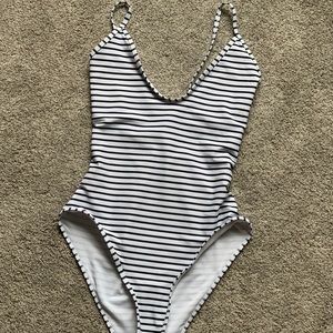 Women’s bathing suit